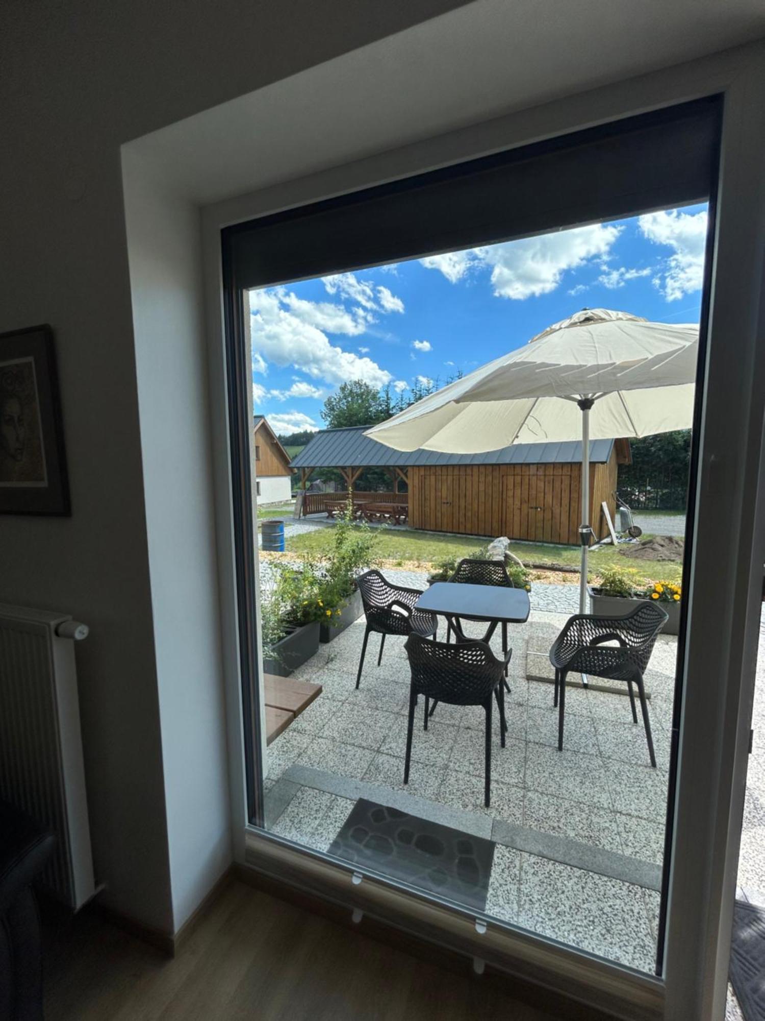 Apartman Se Slunnou Teraskou V Kasperkach Kasperske Hory Exterior photo