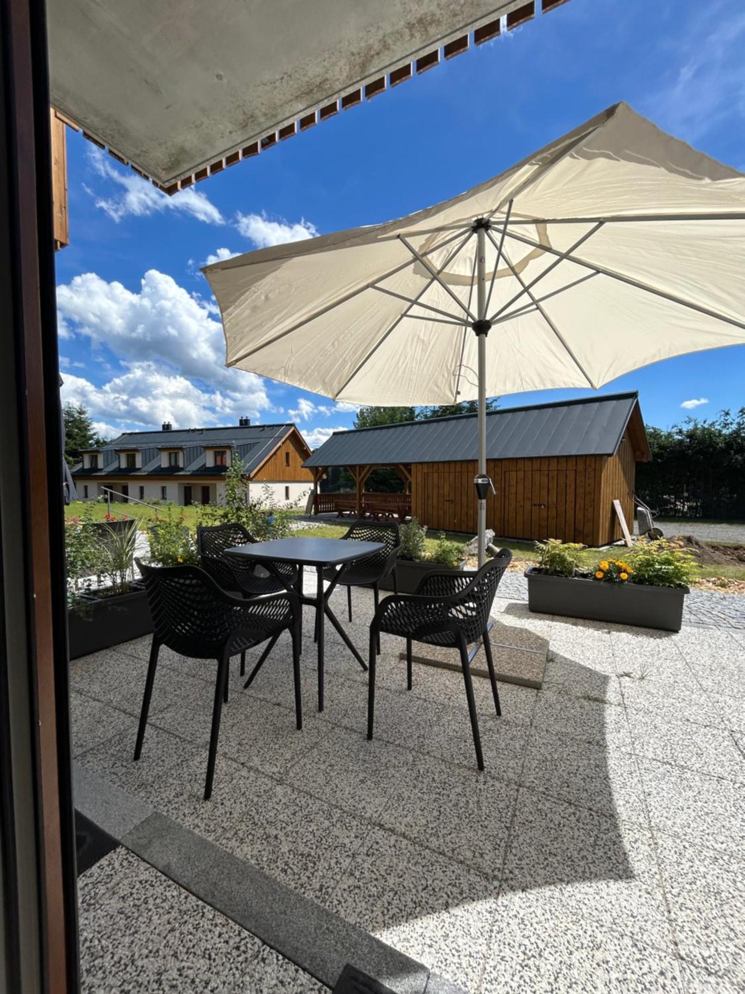 Apartman Se Slunnou Teraskou V Kasperkach Kasperske Hory Exterior photo